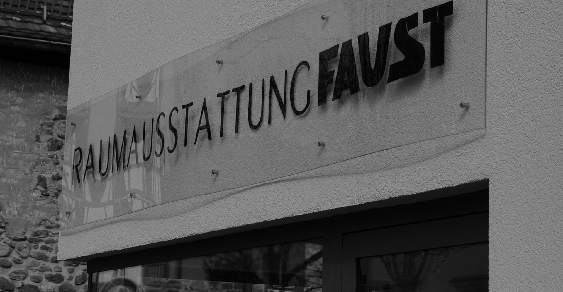 Außengebäude der Firma Faust